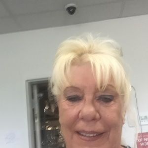 Meet your Posher, Vicki